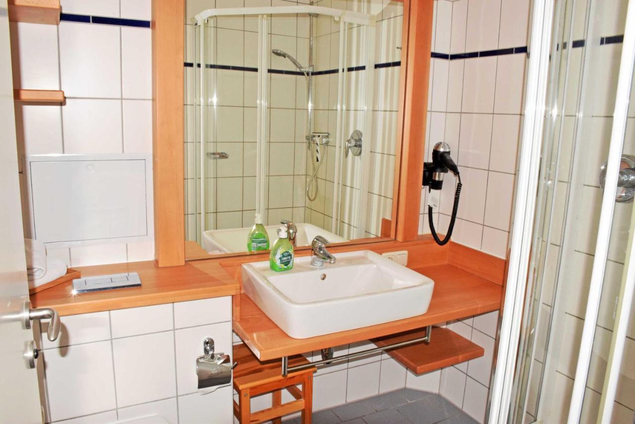 Fewo Mit Balkon Und Strandkorb 03 Sellin  Bagian luar foto