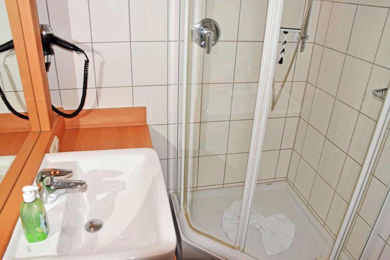 Fewo Mit Balkon Und Strandkorb 03 Sellin  Bagian luar foto